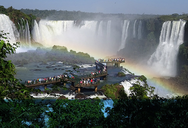 IGUAZ&Uacute; FALLS DAY-TRIP